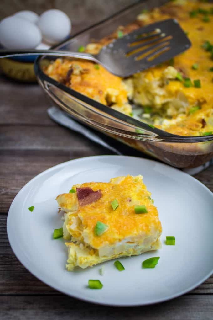 Savory hash browns, crispy bacon, cheese, and protein-rich eggs come together perfectly in this Easy Breakfast Casserole. Add green bell pepper and a dash of cayenne to take this breakfast (or brunch!) to the next level.