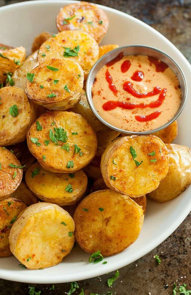 roastedyukongoldpotatoespumpkinsrirachaaiolirecipe