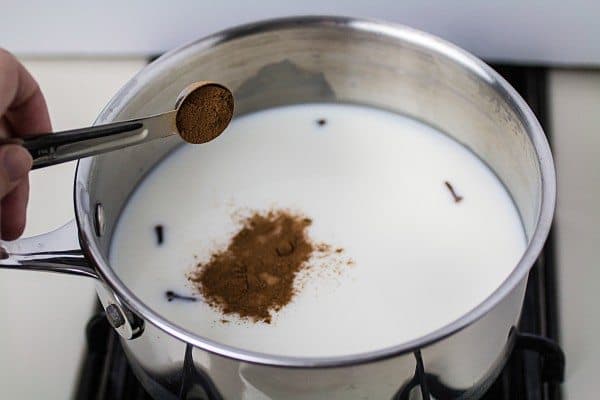 How to Make Homemade Eggnog