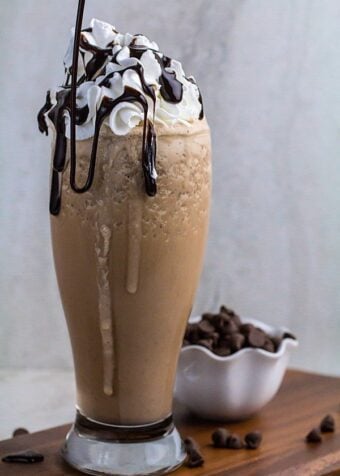 Chocolate Chip Mocha Breakfast Smoothie