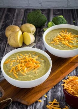 easy broccoli cheddar soup