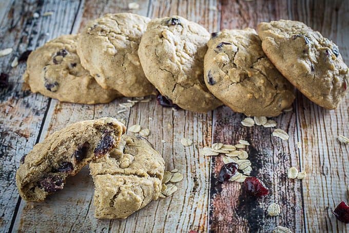 Oatmeal Craisin Cookies