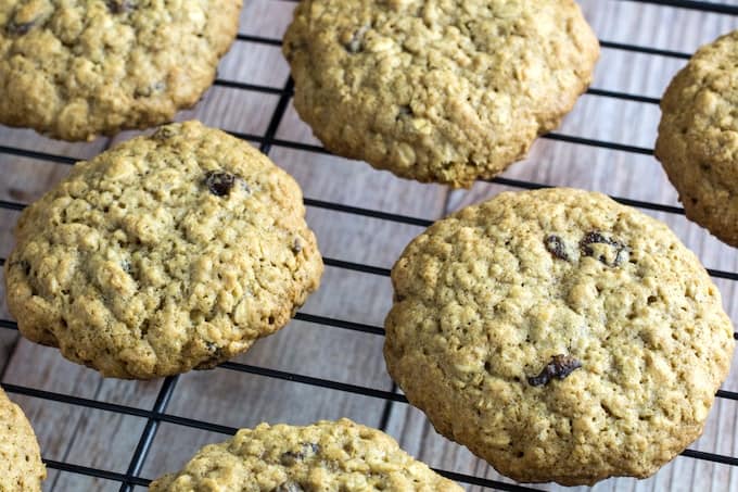 Gluten Free Oatmeal Raisin Cookies