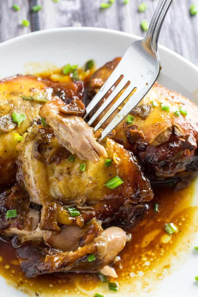 Slow cooker honey garlic chicken thighs-2