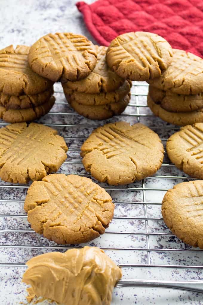 easy peanut butter cookies