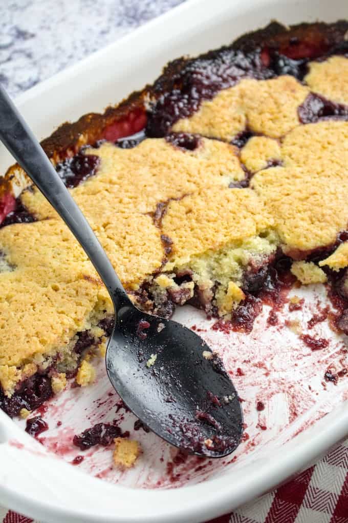 How to Make Cherry Cobbler