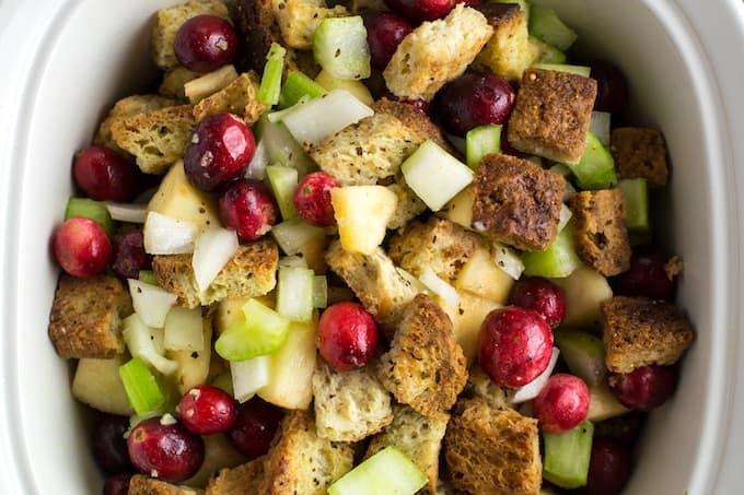 apple cranberry stuffing