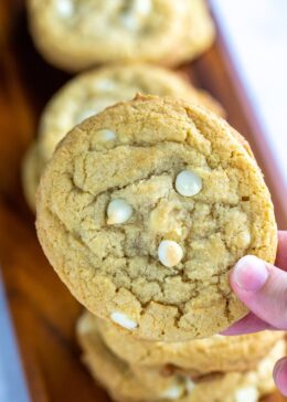 white chocolate macadamia nut cookie recipe